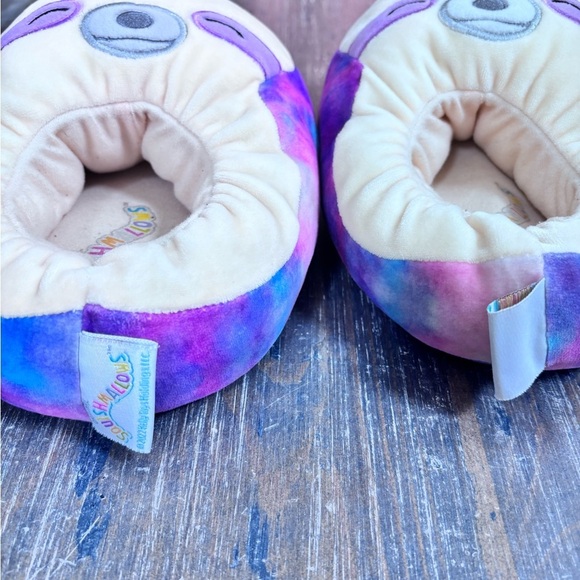 Squishmallows Purple and Cream Kids Slippers Size 6-7 - Picture 4 of 8
